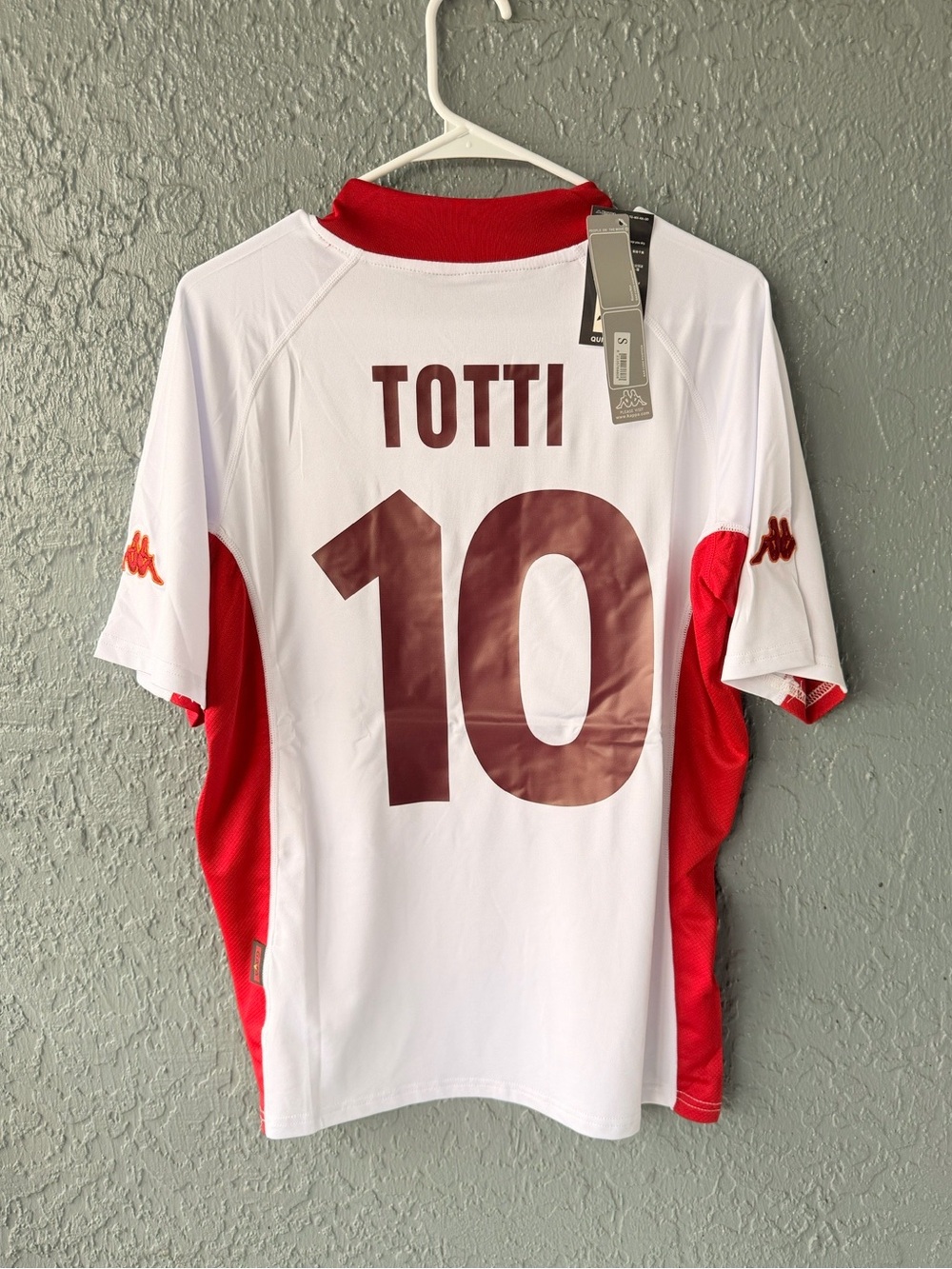 Totti Roma 10 2001/02 White Retro Soccer Jersey Men